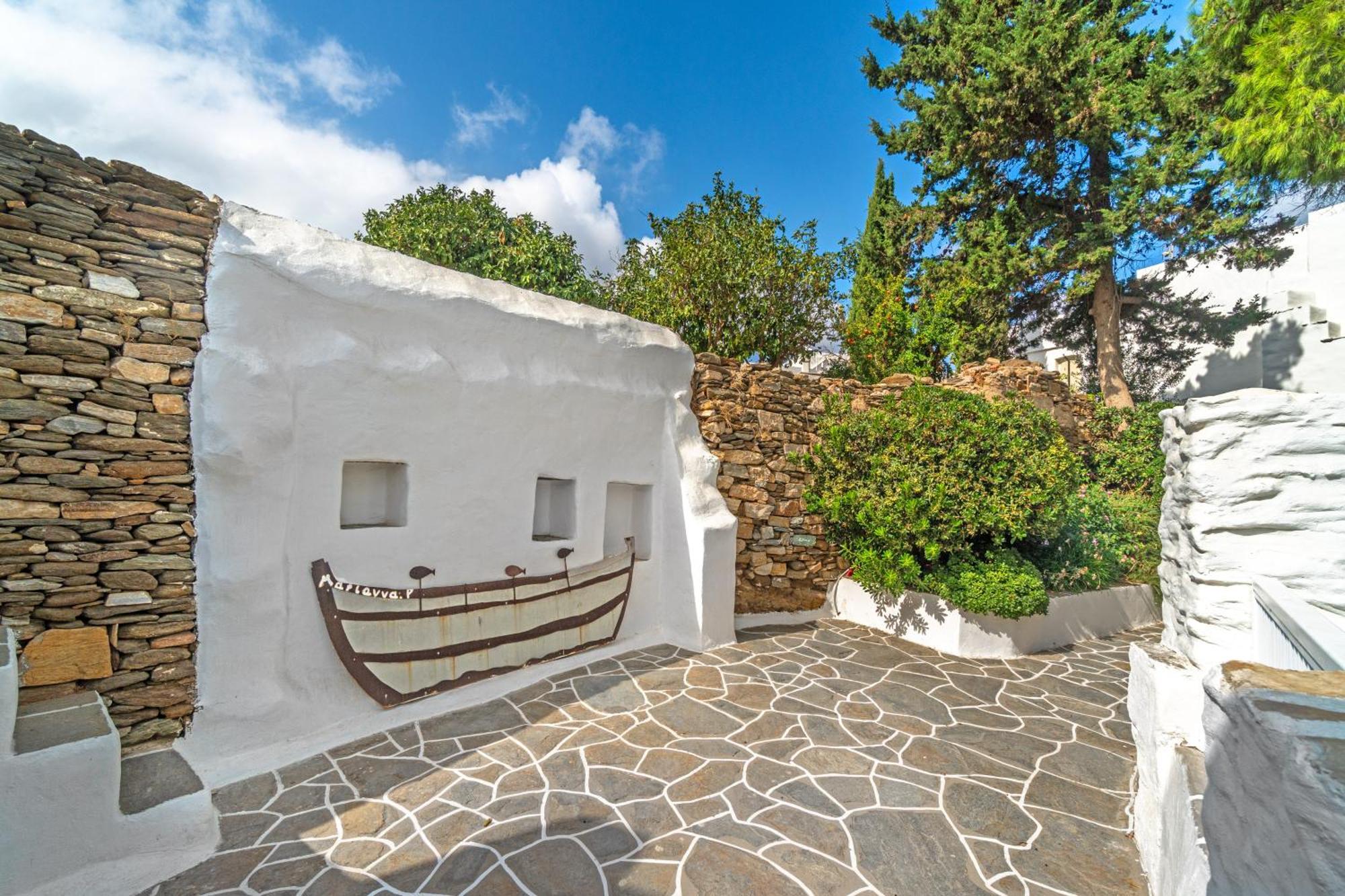Rabagas Suites Luxury - In The Heart Of Sifnos Απολλωνία Εξωτερικό φωτογραφία